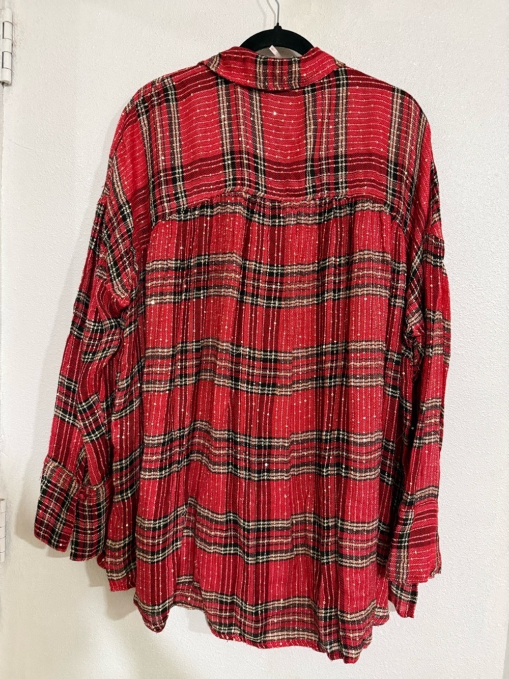 Free people Women's Red sequined Plaid V-Neck Oversized Top L - Picture 9 of 12